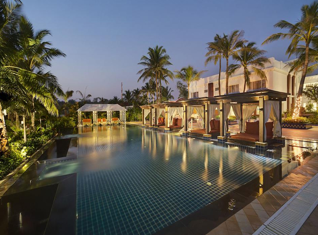MAYFAIR Palm Beach Resort…