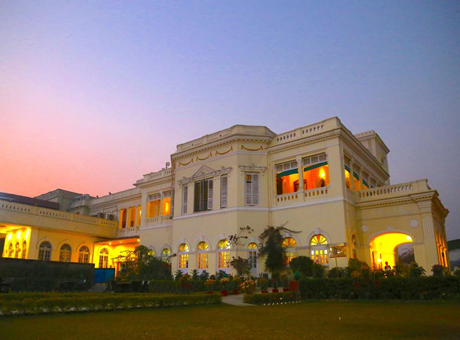 Hotel Surya, Kaiser…